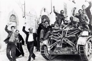 World War II (1939-1945). Celebrations for the liberation. Tank with English flag - DZ07289
