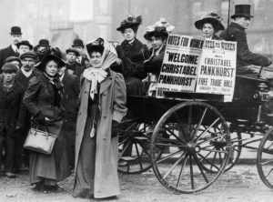 Christabel Pankhurst with a group of suffragettes, London, 1909 - H330434