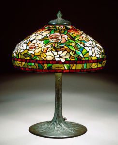 American School, (20th century). A 'Peony' table lamp.