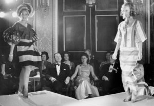 La principessa Margaret (1930-2002) al Commonwealth Fashion Show, 1967. Keystone Archives, Londra, Gran Bretagna