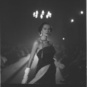 Fashion show at the Palazzo Venezia, 09/11/1957. Cinecittà Luce, Rome, Italy