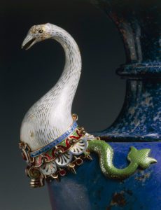 Hans Domes, Goldsmith's art, Italy, 15th century. Lapis lazuli water ewer, with enamelled gold and gilt bronze. Height 27.5 cm. Manufacture of the Casino di San Marco Workshop - DA54340