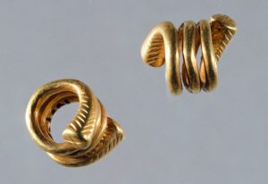 Gold hair clips from Tomb F in the Agora of Corinth (Greece). Goldsmith art, Greek Civilization, 9th-8th Century BC.