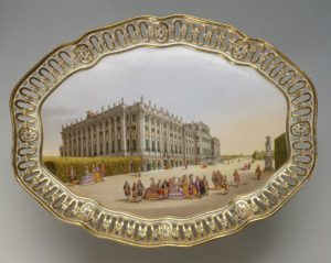 Meissen Pottery, Porcelain tray with view of Schonbrunn Castle seen from the garden. From a drawing by Karl Schutze 1790 - DG00885