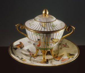 Vienna Pottery, Soup cup with lid and saucer, 1802 - DG00901