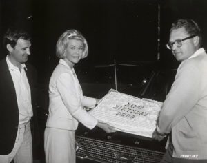 Doris Day and director Jewison Norman at assistant director Doug Green's party on set of 'Non mandarmi fiori' - F001460