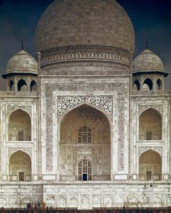 Taj Mahal Facade inscriptions from the Koran and inlaid decorations