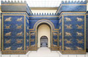 The Ishtar Gate from Babylon, 6th cent. BCE. Built during the reign of Nebuchadnezzar II (605-562 BCE), it was placed on the Processional Way (reconstruction) - Assyro-Babylonian art