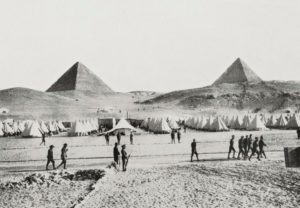 Australian troop encampment at the pyramids, Egypt, World War I, photo by Underwood, from L'Illustrazione Italiana, Year XLII, No 3, January 17, 1915. - BA40954