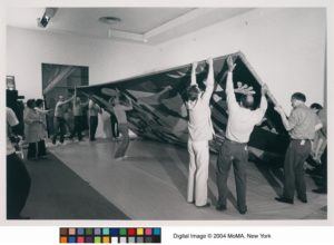 The Museum staff packing Pablo Picasso's 'Guernica' (1937) for shipment to Spain, September 8, 1981 - 0132301