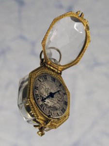 Pendant watch, rock crystal, gilt brass bezel, designed by Robert Hubert in Rouen. France, 17th century. Private Collection - DA69963
