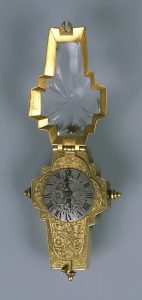 Latin cross clock, silver, rock crystal and gilt brass. 17th century. Louvre, Paris, France - DA71418