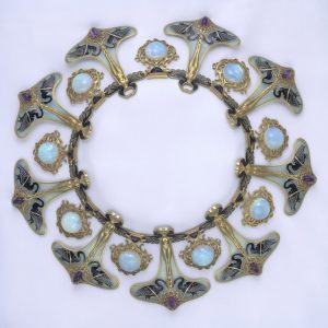 Necklace, c. 1900. Lalique, Rene' (1860-1945). Metropolitan Museum of Art, New York, USA - ME01799